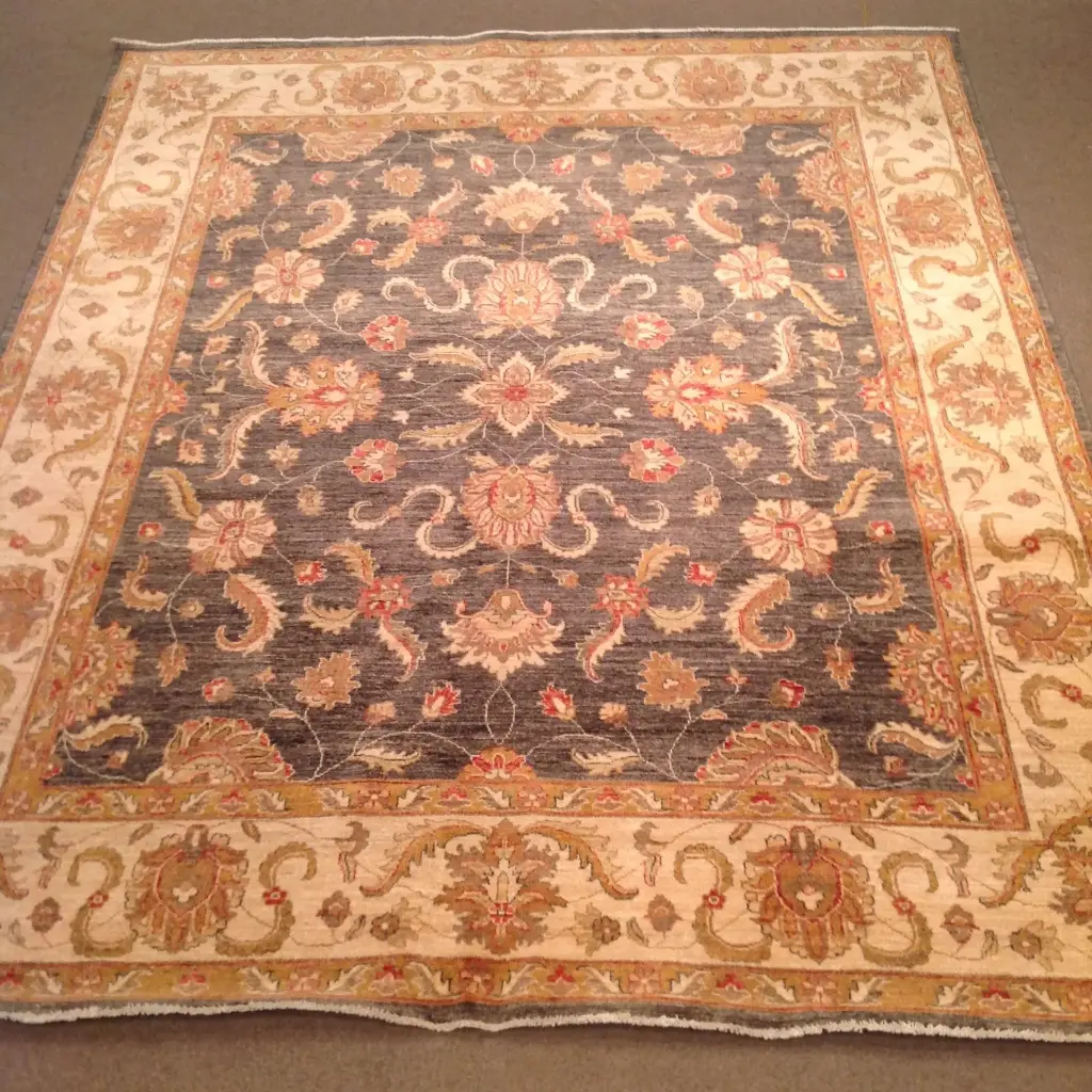 Handwoven Usak Design