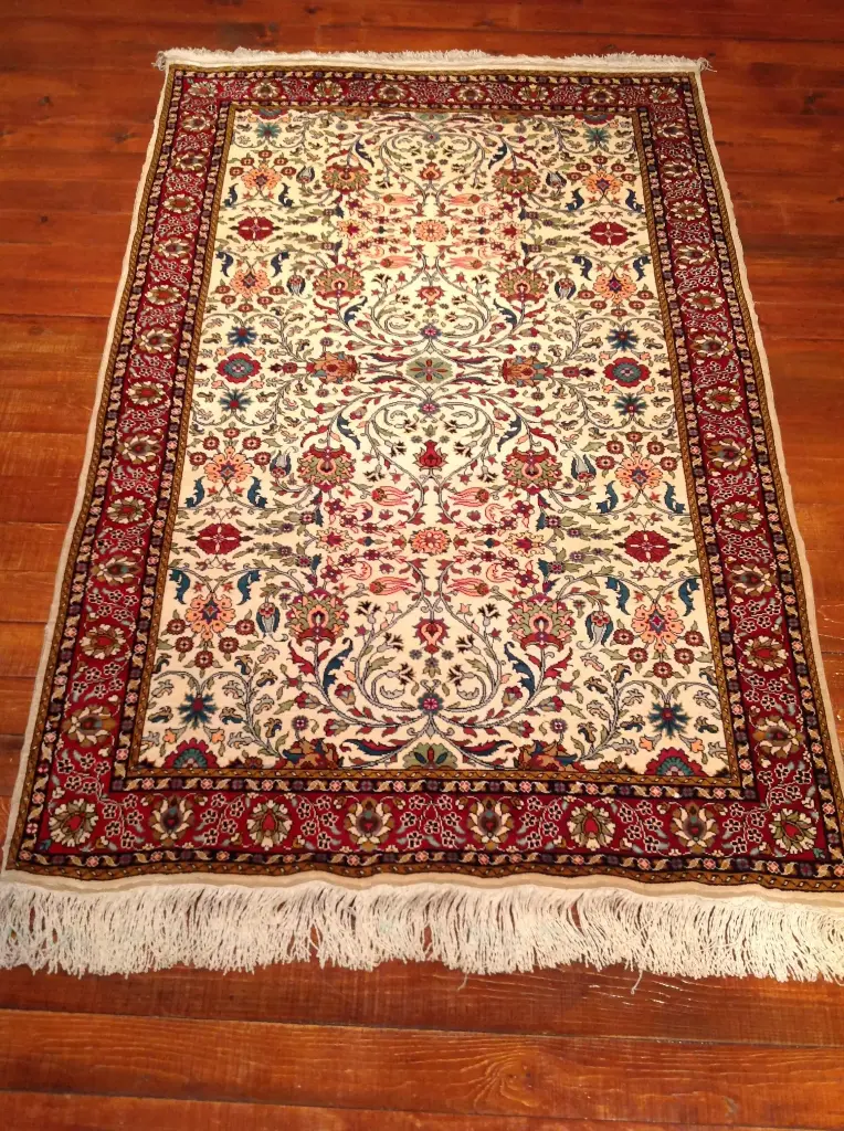 Elegant Persian Weaving